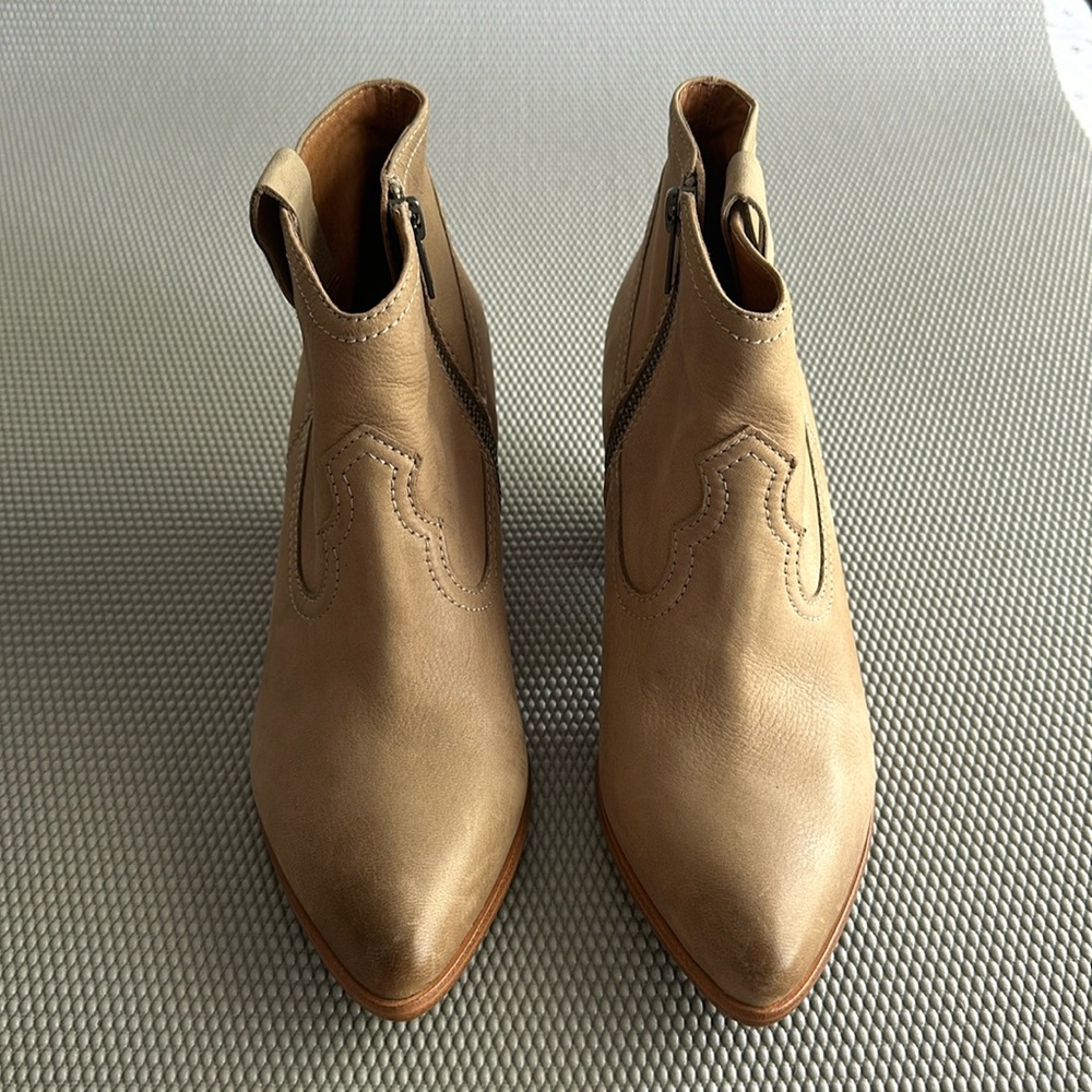 Frye Western Ankle Booties SZ 7